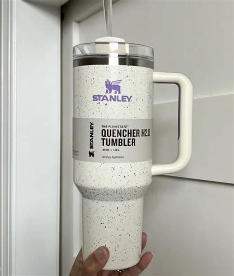 0 FlowState tumbler</strong> (<strong>14</strong>-<strong>ounce</strong>) for $20 IceFlow AeroLight bottle with cap and carry lid (36-<strong>ounce</strong>) for $45. . Stanley quencher h20 flowstate tumbler  14 fl oz